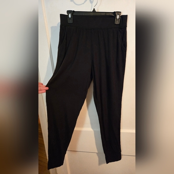 NWOT | Gaiam | Jordyn Nirvana Jogger Leggings | Color: Black | Size: Medium - Picture 9 of 13